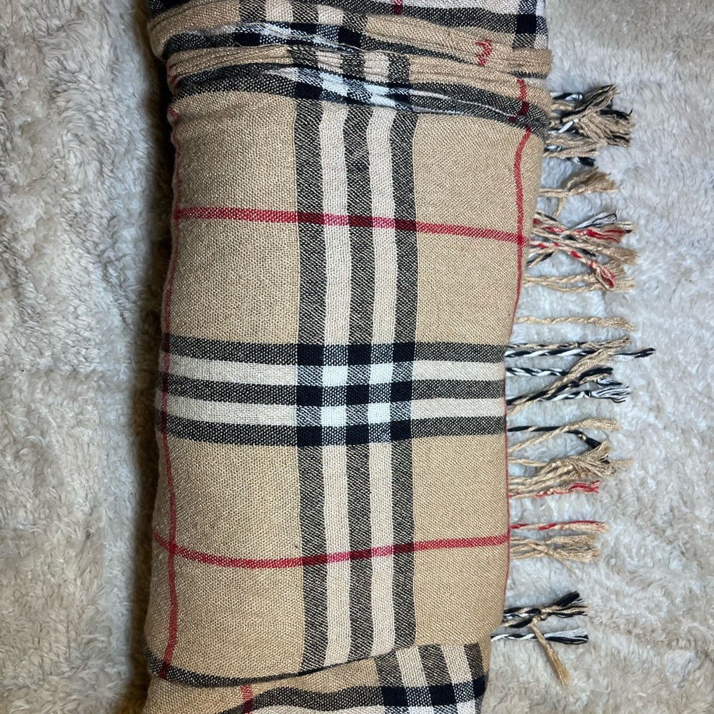 Source Unknown Beige and Black Checkered Scarf
